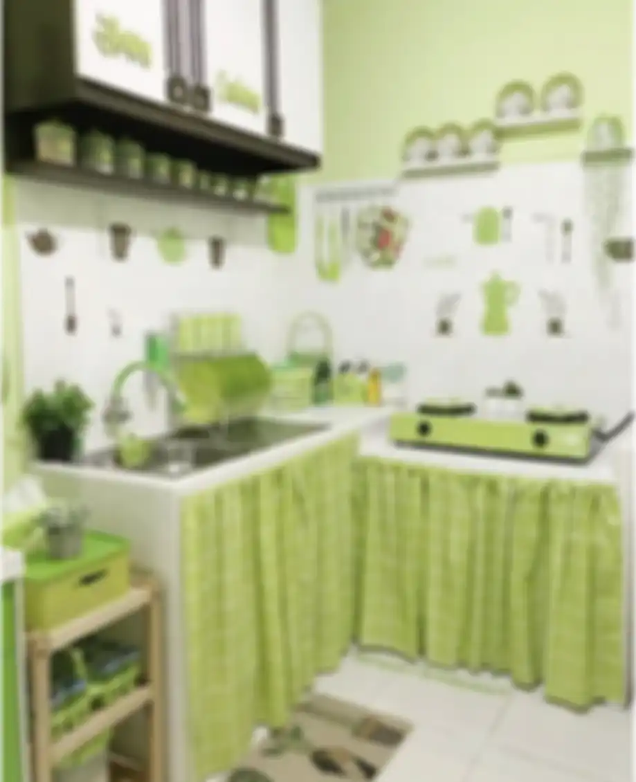 Gorden kain penutup jadi rahasia desain dapur minimalis agar sedap dipandang. Lihat 7 foto estetiknya yang memberi bukti. 