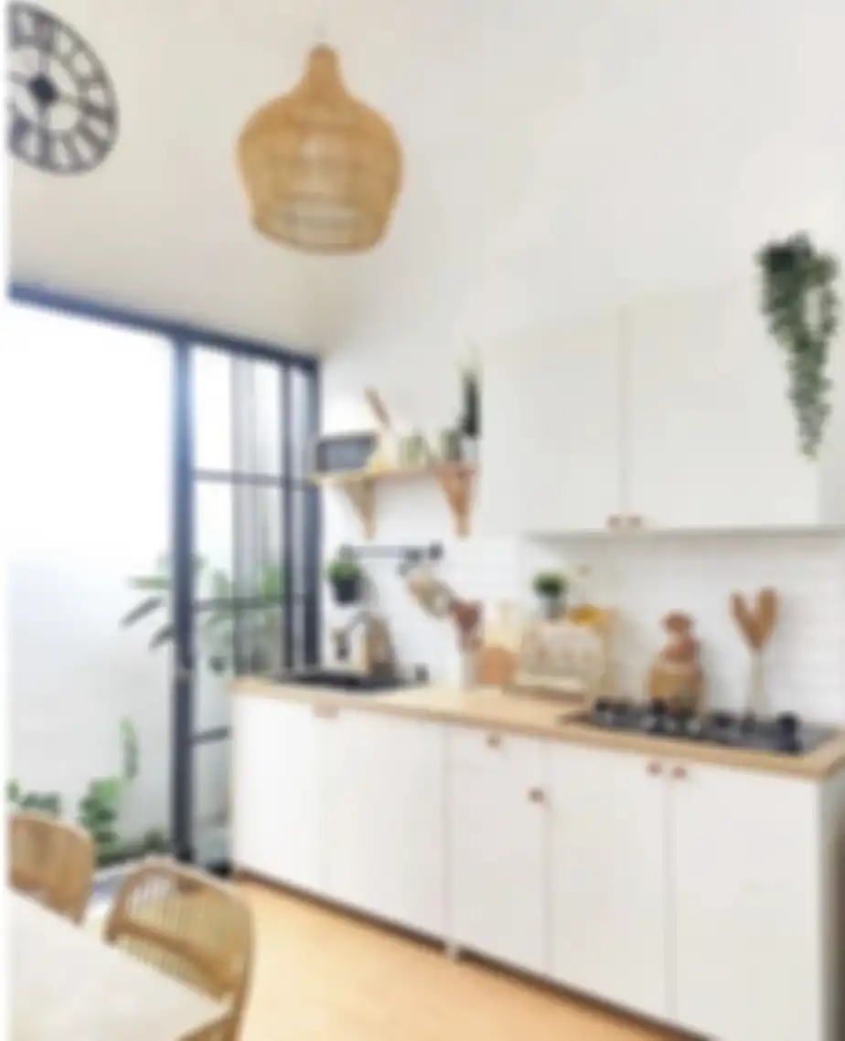 Inilah 7 desain dapur sempit tapi cantik yang berhasil mengubah mood Ibu-ibu di rumah mungil. Foto hasilnya beri bukti. Bye-bye sumpek!