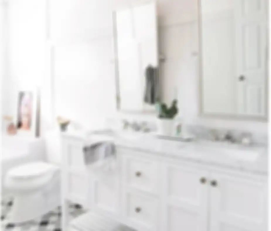 Desain kamar mandi warna pink memberikan sentuhan manis tanpa kesan norak. Hasilnya nggak nyangka jadi begini. Intip 8 foto cantiknya.