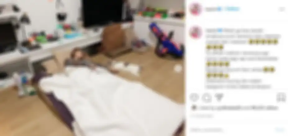 Inul Daratista tidur di lantai dengan kucing