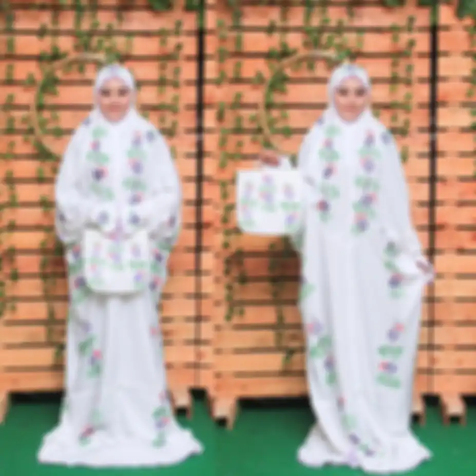 Mukena katun Jepang dari batikmanar. 