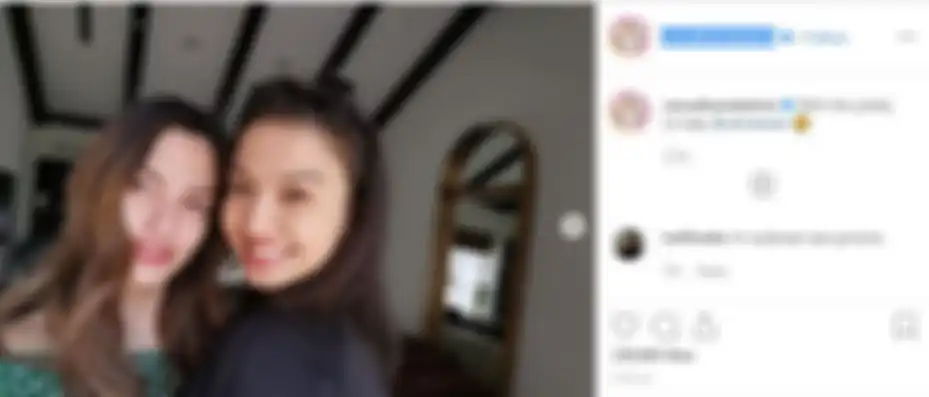 Tangkapan layar unggahan Nia Ramadhani bersama Raline Shah