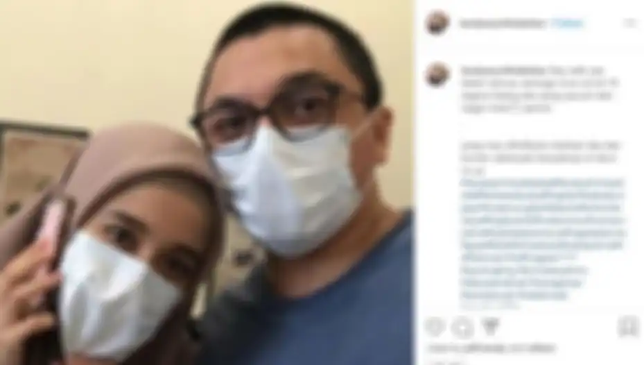 Laudya Cynthia Bella dan Engku Emran kompak pakai masker.