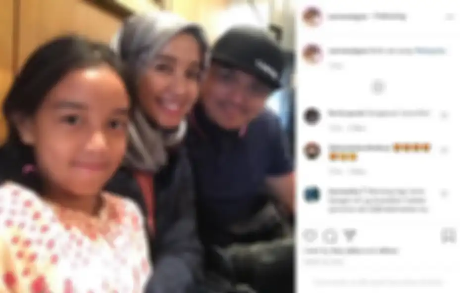 Engku Emran bersama putri dan mantan istrinya