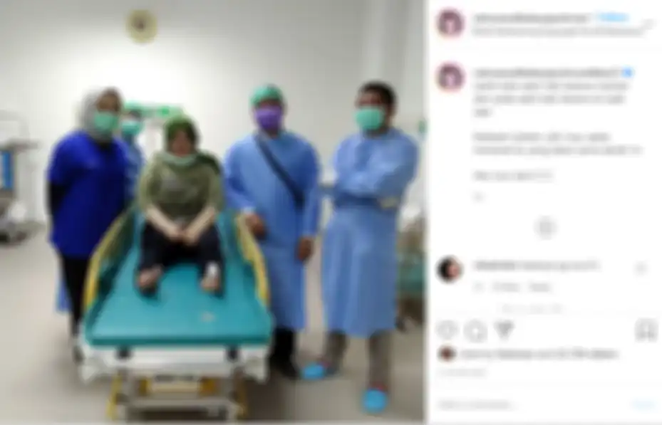 Kekeyi saat mendapat perawatan di rumah sakit.