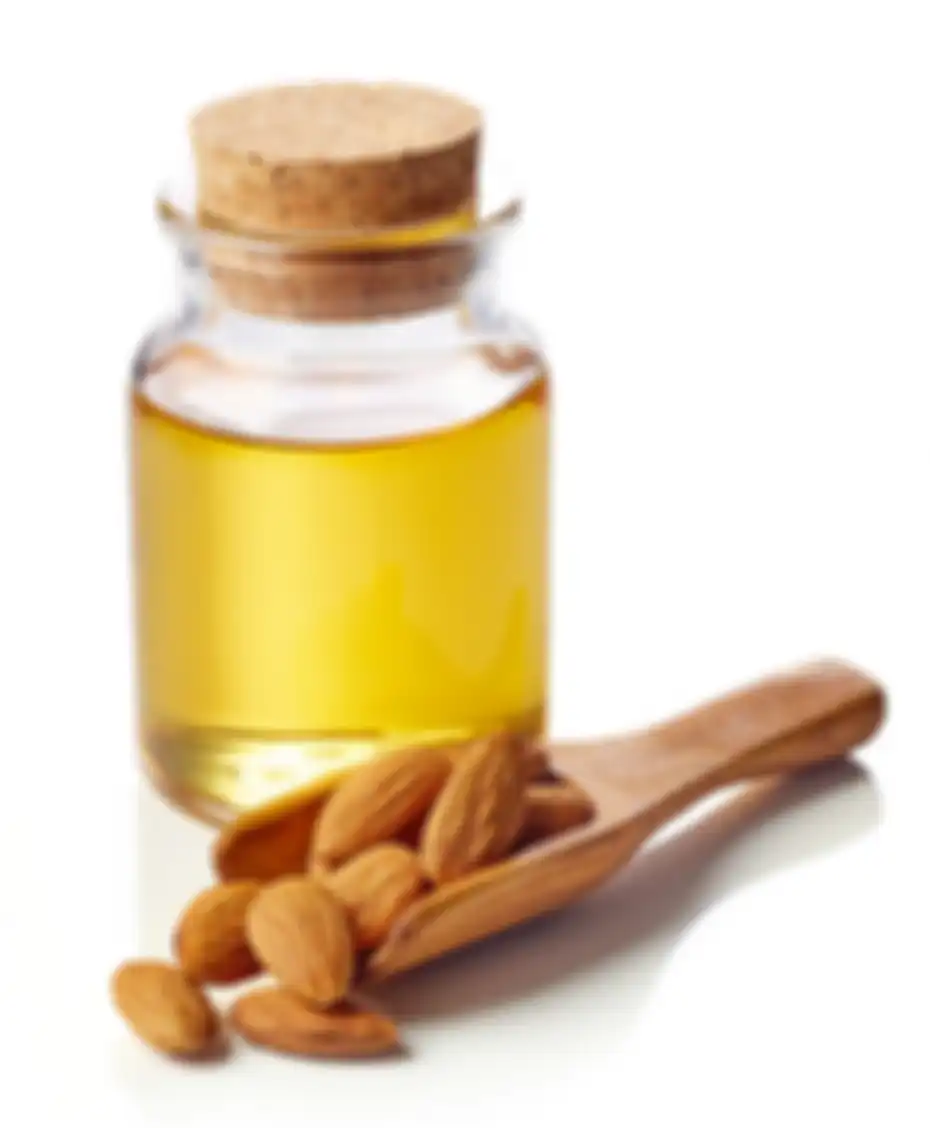 Minyak almond 