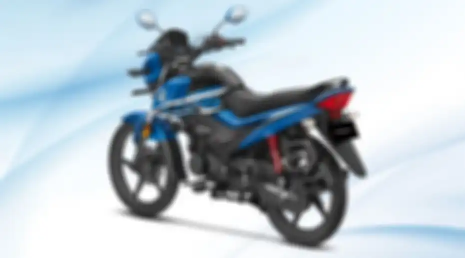 Honda Livo dijual di India. Ada saree guard yang jadi ciri khas.