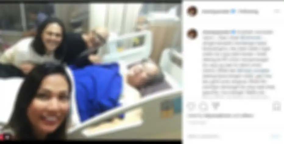Kenangan Shanty Paredes bersama Ria Irawan dan ibunya semasa hidup.
