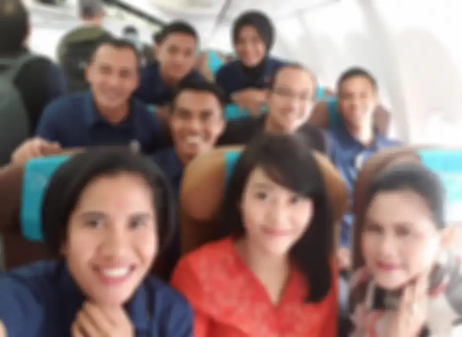 Sandhyca akrab dengan Iriana