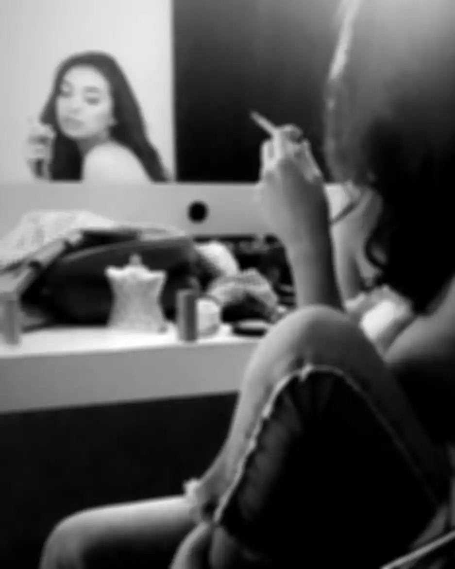 Foto Manohara yang tuai kontroversi
