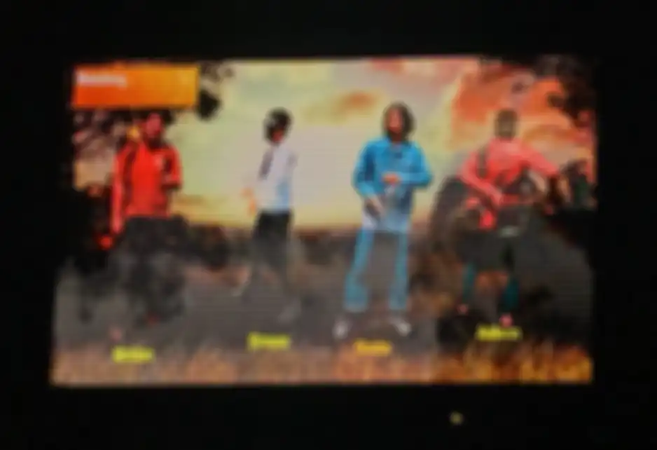 visual saat penampilan Sheila On 7 di The 90s Festival