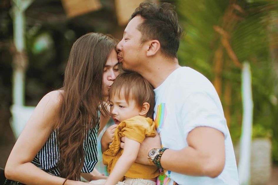 Nuk va buvisidagi onlayn porno Onam oglini soradi porno tomosha