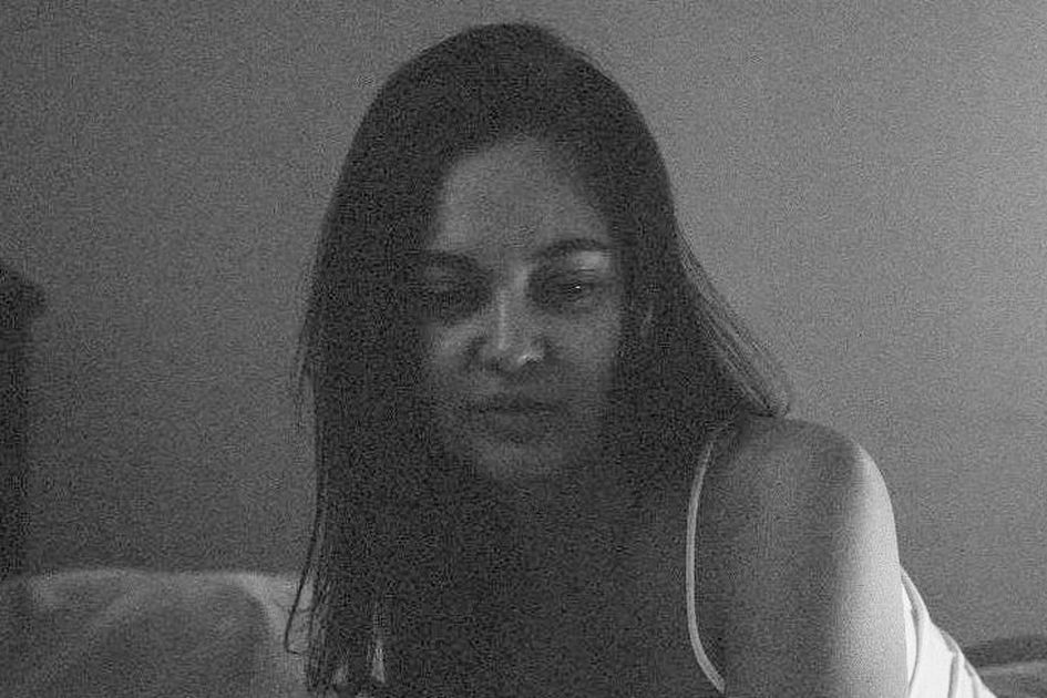 Gegerkan Satu Negara Setelah Tampil Seksi untuk Majalah Playboy, PNS Cantik ini Dapat Kecaman dari Warga