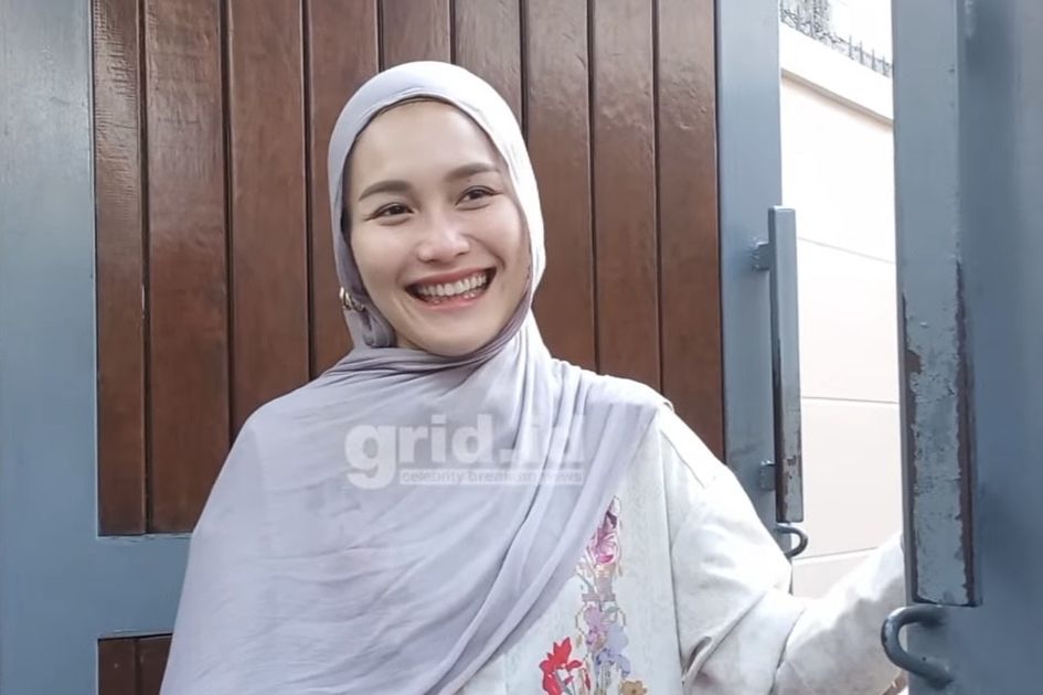 Depok Pernah Viral Makhluk Diduga Babi Ngepet, Rumah Ayu Ting Ting Ternyata Jadi Sasarannya