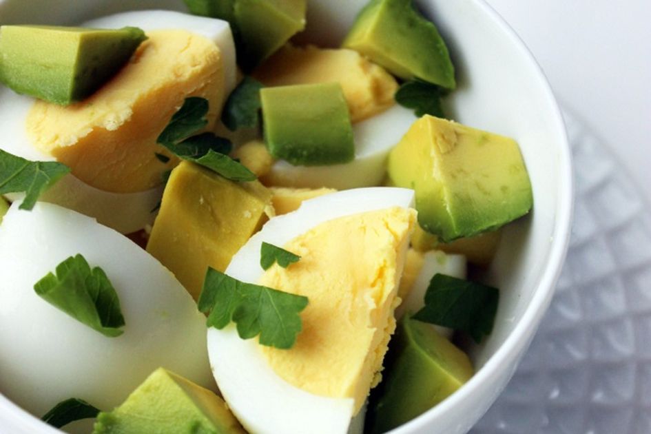 Lagi Diet? Sajikan Kombinasi Telur Rebus dan Alpukat yang Unik Ini