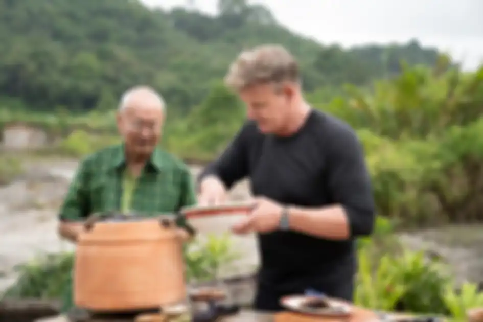 William Wongso menantang Gordon Ramsay untuk memasak rendang