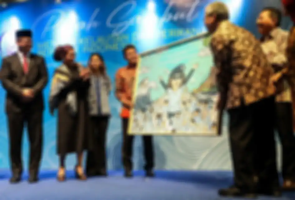 Edhy Prabowo dan Susi Pudjiastuti saat acara pisah sambut Kementerian Kelautan dan Perikanan di Jakarta, Rabu (23/10/2019). Presiden Joko Widodo melantik Edhy Prabowo sebagai Menteri Kelautan dan Perikanan di Istana Negara pada Rabu (23/10/2019) Pagi.