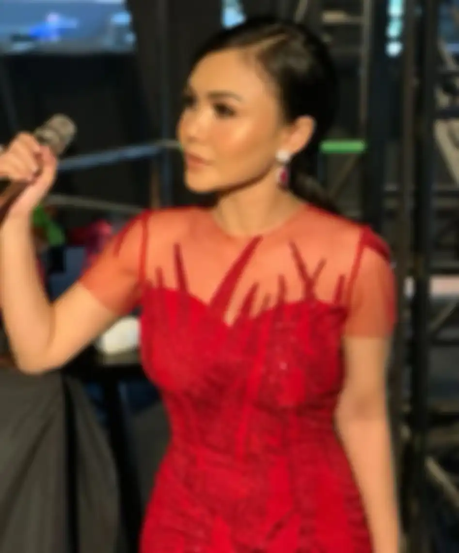 Wajah cantik Yuni Shara
