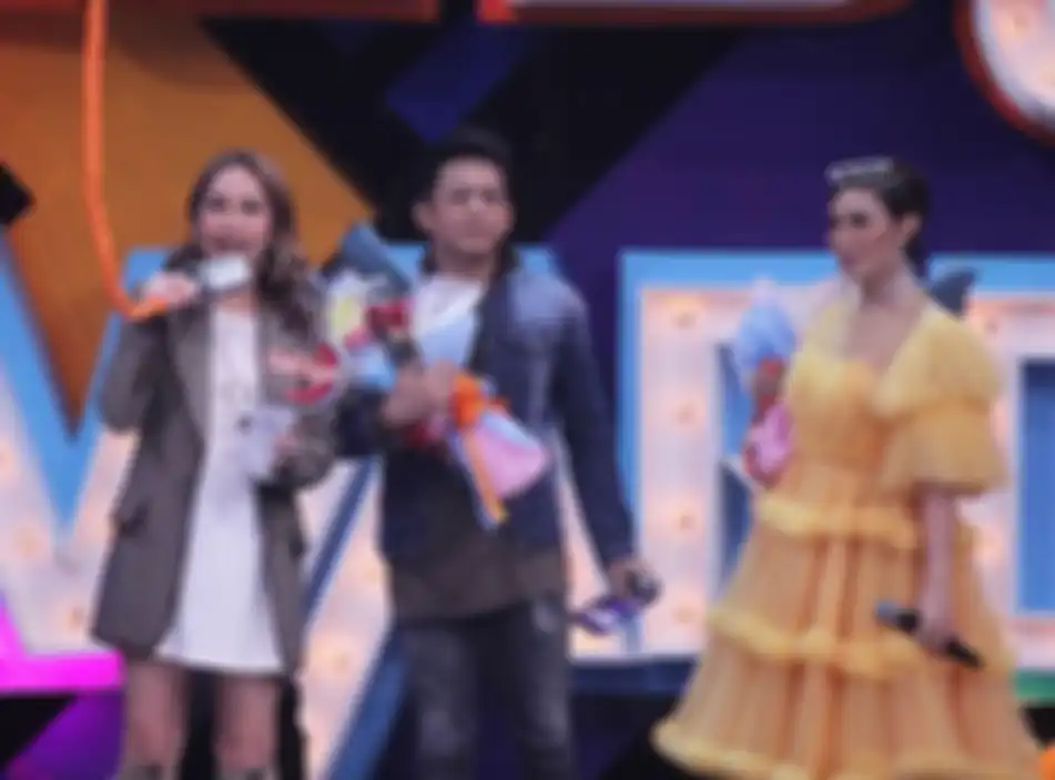 Penampilan seksi BCL saat hadiri Dahsyatnya Awards 2019 yang bikin gagal fokus