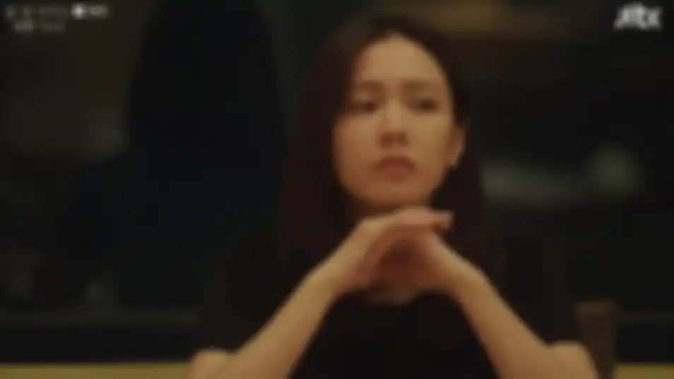 Pretty Noona Who Buys Me Food