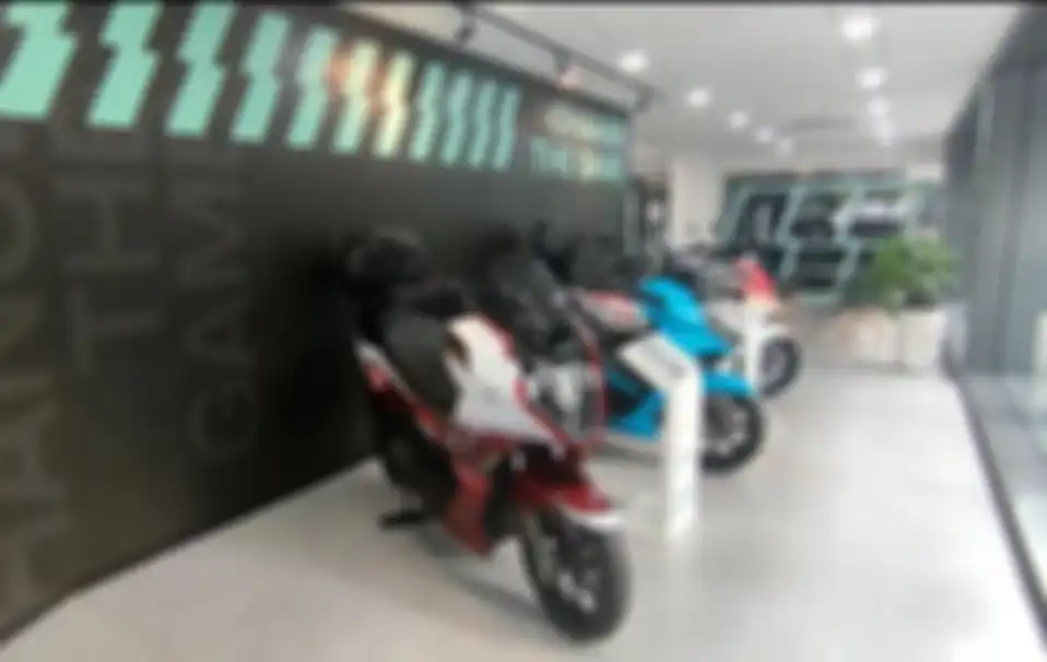 Motor listrik ALVA One di ALVA Experience Center di SCBD.