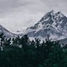 Bukan Hanya Gunung Everest, Inilah 7 Gunung Tertinggi di Dunia