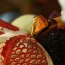 Selamat Hari Batik Nasional! Cari Tahu Keunikan dan Keistimewaan Batik, Yuk!