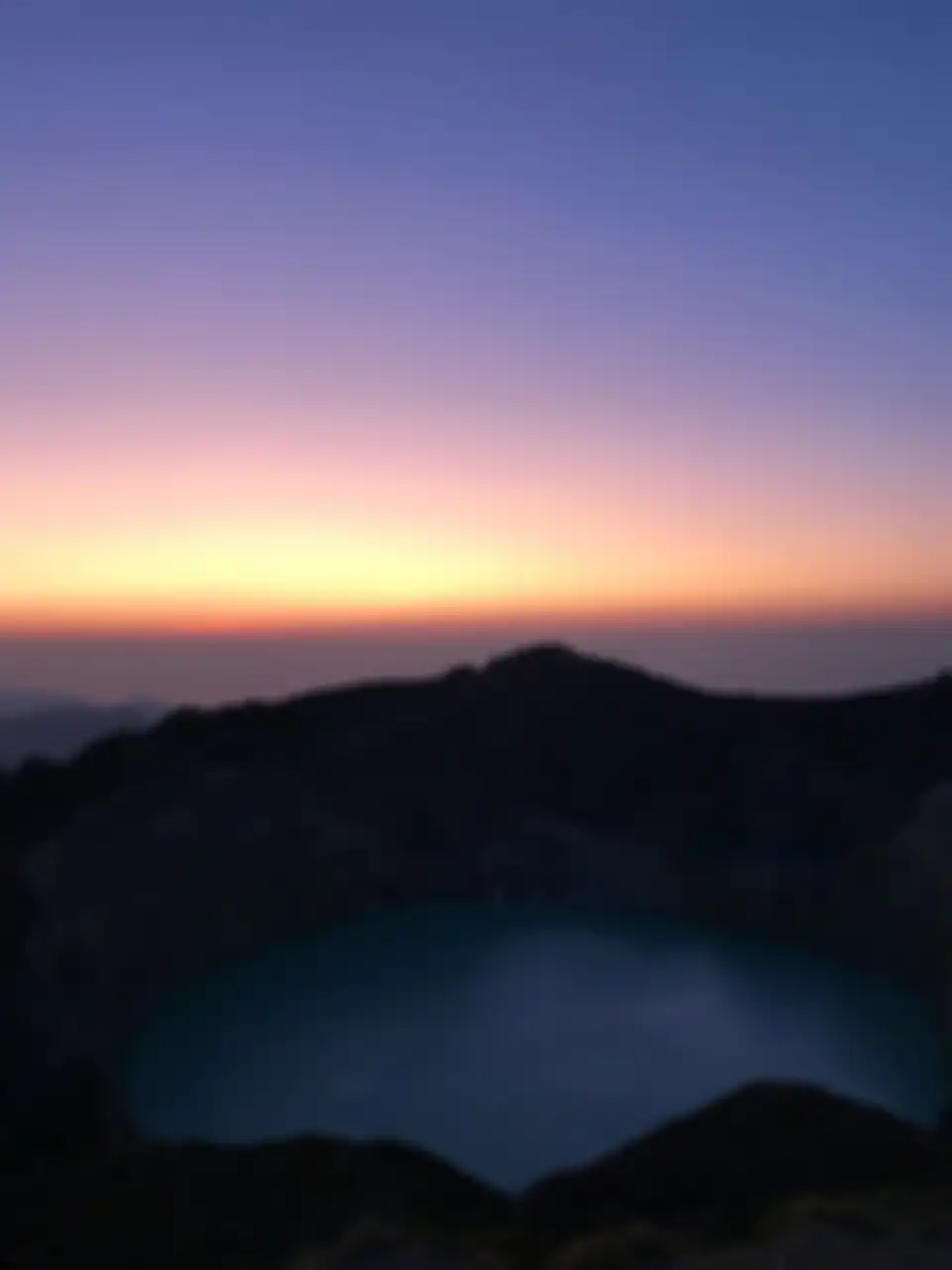 Keindahan danau Kelimutu di Flores, NTT
