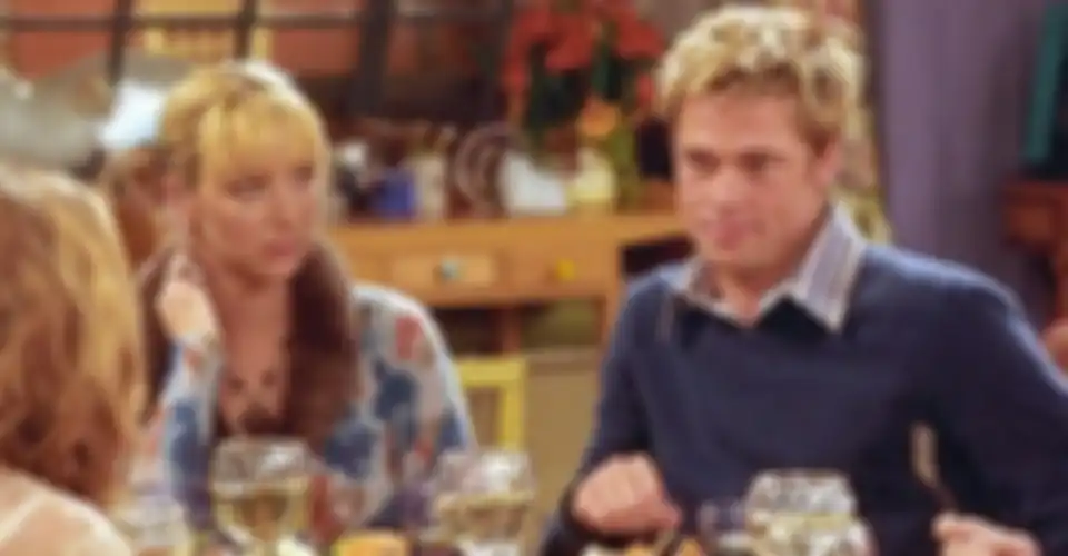 Brad Pitt saat menjadi cameo di serial Friends.