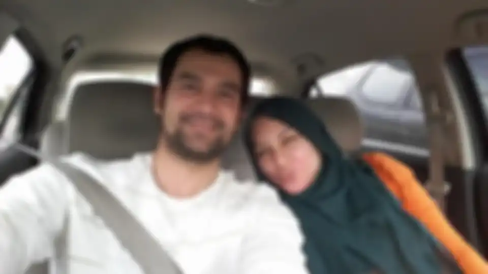 Vitria Mahardika Inda istri desainer interior yang ikut ribut dengan Iko Uwais ternyata punya usaha mentereng ini. Foto sosoknya terekspos.j