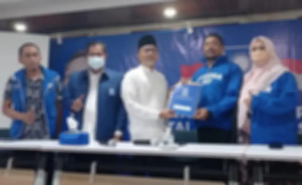 Anak Zulkifli Hasan yang dilantik sebagai Menteri Perdagangan dalam kabinet Presiden Jokowi ternyata punya hubungan begini dengan Anies Baswedan.