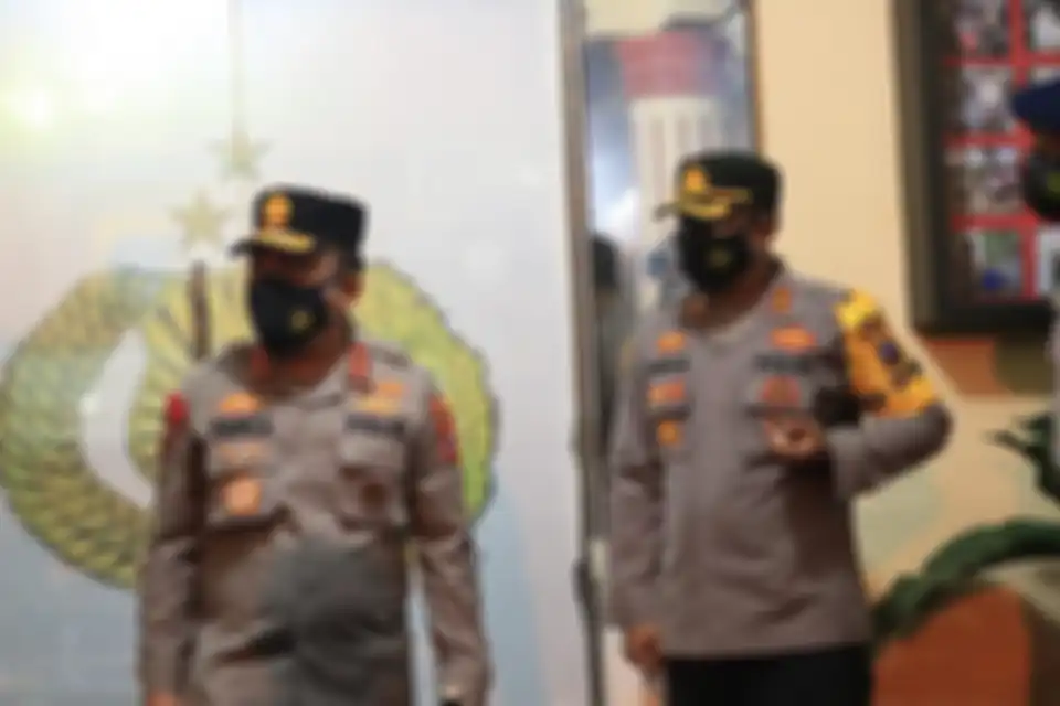 Foto istri Kapolres Tebing Tinggi pamer uang di TikTok yang tersebar luas memang sudah bikin Kapolri Jenderal Listyo Sigit Prabowo murka.