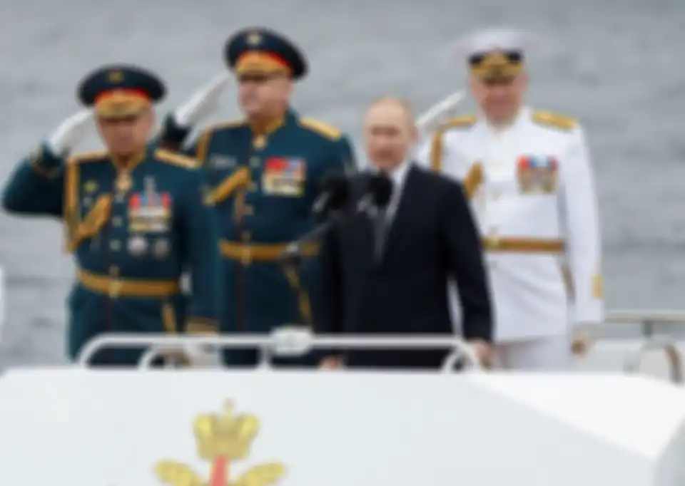 Presiden Rusia Vladimir Putin ketika berpidato di acara peringatan hari Angkatan Laut Rusia