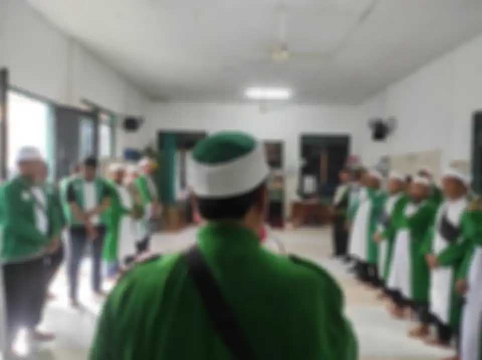 Pemimpin tertinggi Khilafatul Muslimin punya dendam gegara anaknya jadi korban pembantaian TNI di Lampung. Pantas ngotot bikin negara sendiri.