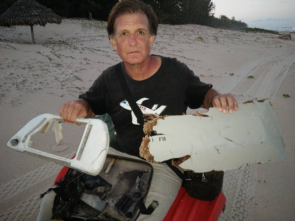 Blaine Gibson, penemu puing-puing MH-370