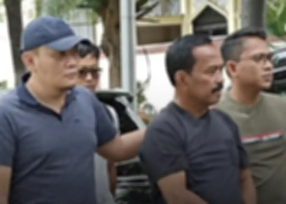 Potret Samanhudi mantan Ketua DPRD Blitar yang ditangkap polisi karena menjadi otak perampokan.