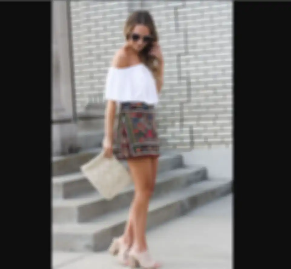 Inspirasi fashion dengan rok embroidered 