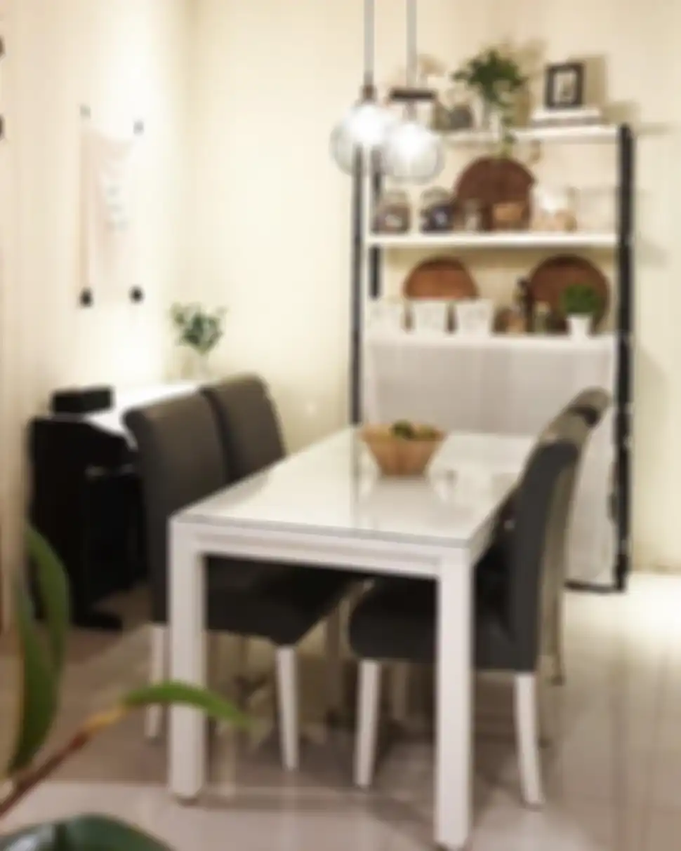 Inilah 4 cara manjur agar dapur yang terlanjur dibangun gak sebelahan lagi dengan kamar tidur. Aturan feng shui kasih solusi jitu. 