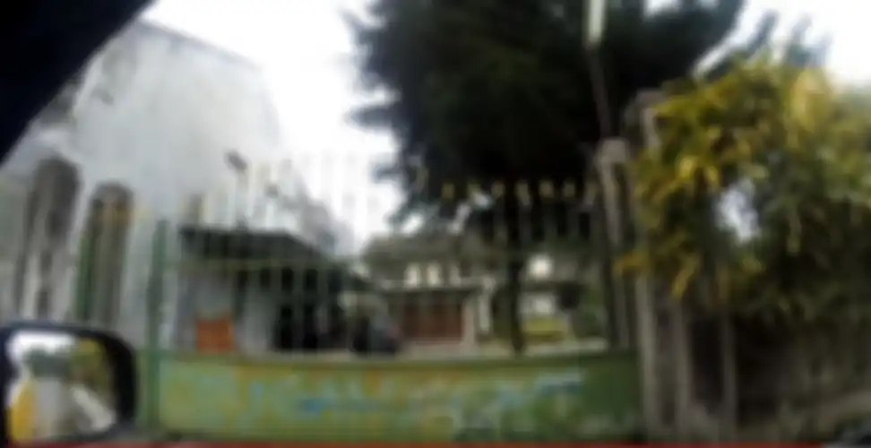 Selalu Tampil Sederhana, Lihat Dulu Rumah dan Restoran Duta Sheila On 7 di Yogyakarta!