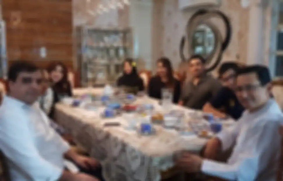 Ruang makan Tania Nadira