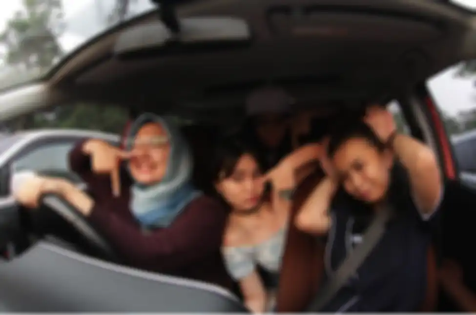 Playlist lagu kpop buat carpool karoke