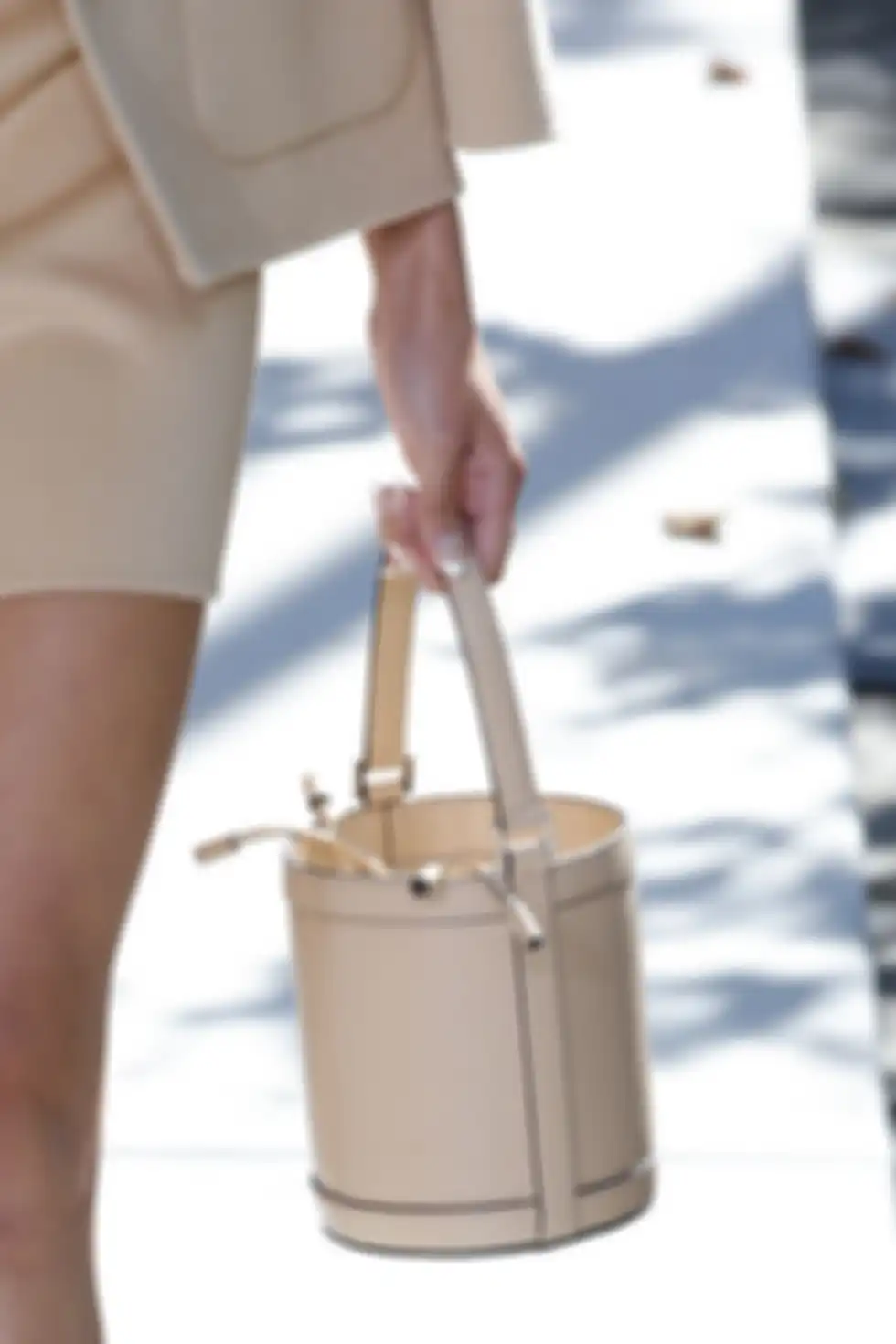 bucket bag