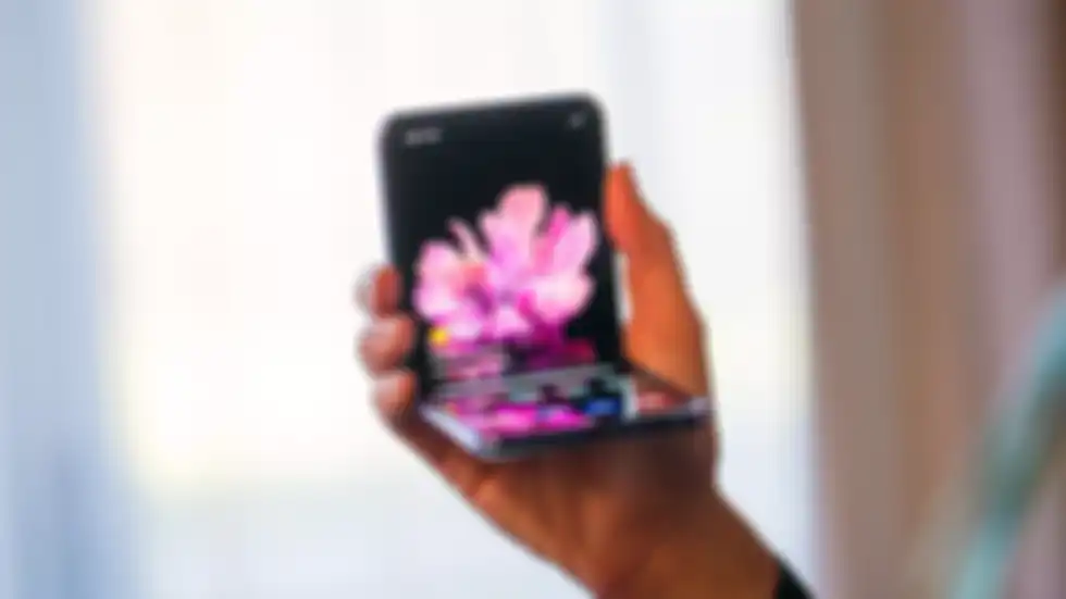 Samsung resmi memperkenalkan Galaxy Z Flip