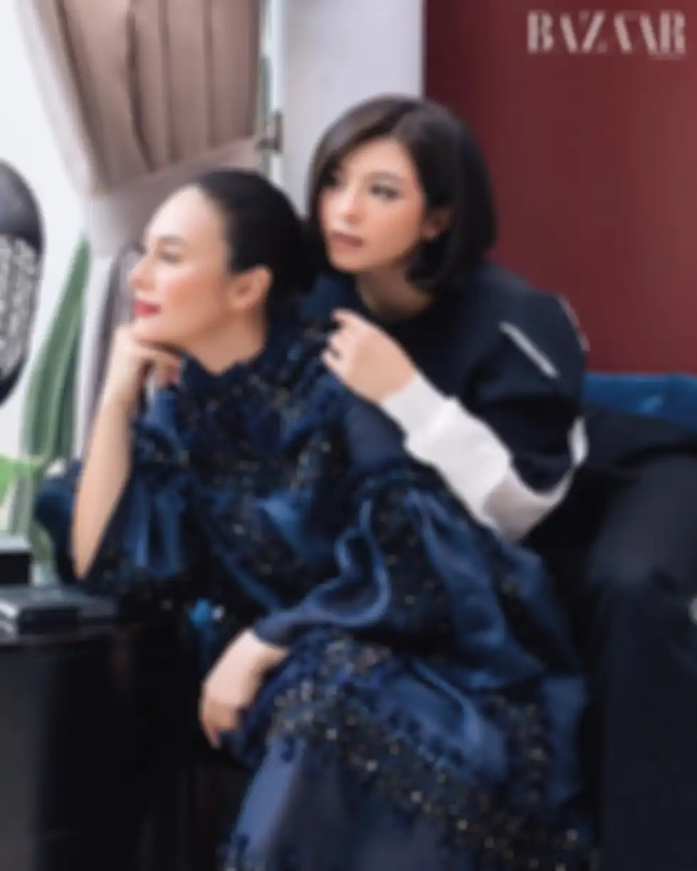 Fashion kompak Wulan Guritno dan Shalom Razade