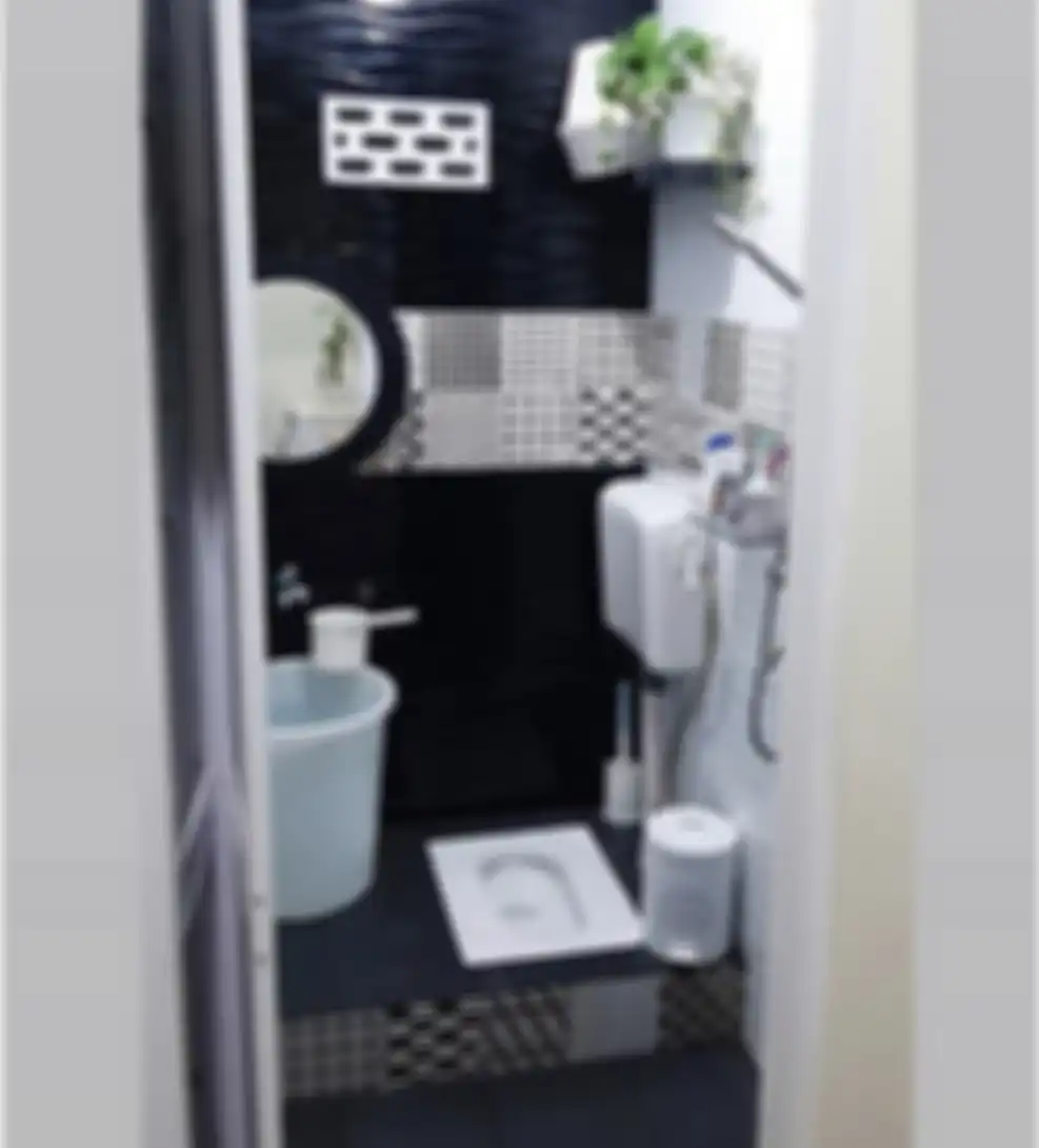 6 foto desain kamar mandi modern ini cocok buat diaplikasikan di rumah type 36. Istri berlega hati. Bujetnya tak sampai bikin mulas. 