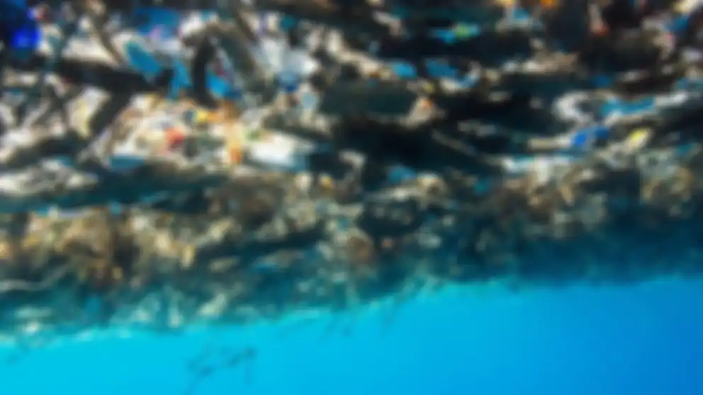 Sampah plastik.