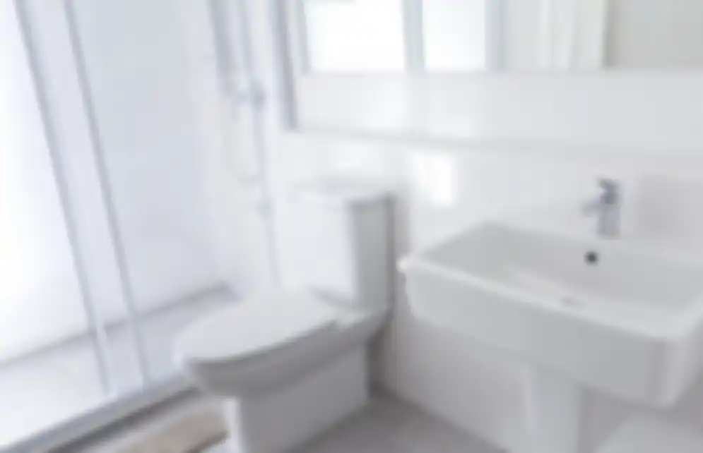 Desain toilet minimalis ini buru-buru ditiru oelh Ibu-ibu gegara tampilan begini. Apalagi toilet ini nyelip di ruang sempit. Intip foto inspirasinya.