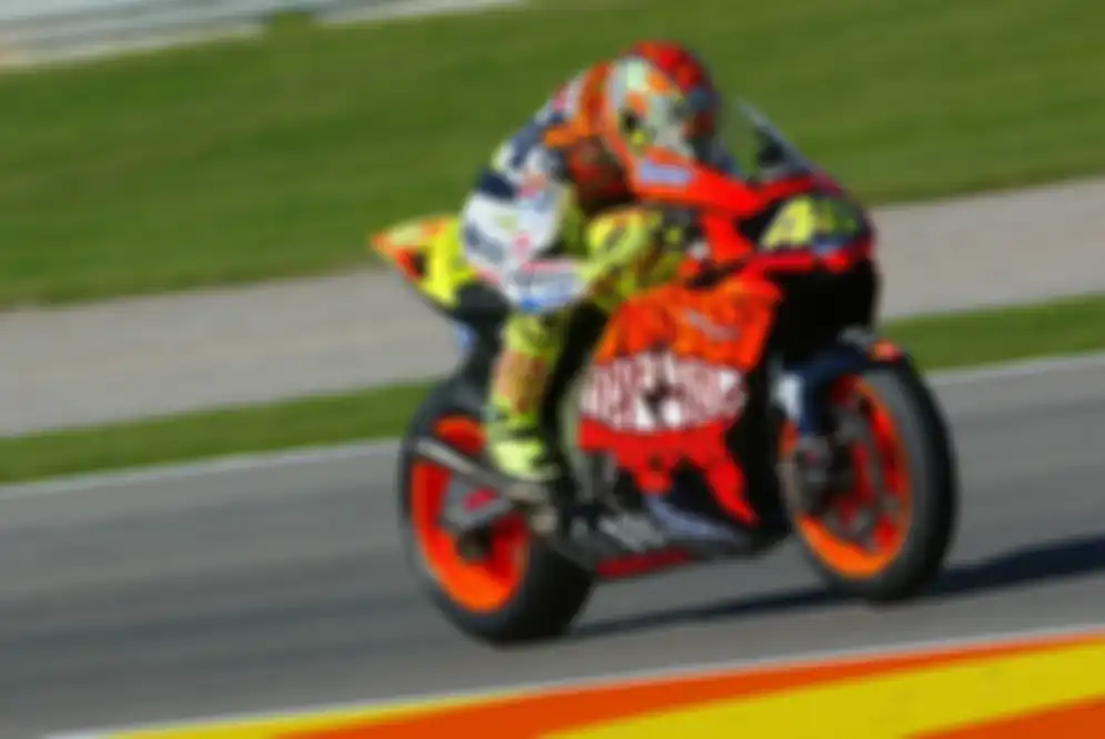 Valentino Rossi di MotoGP Valencia 2003