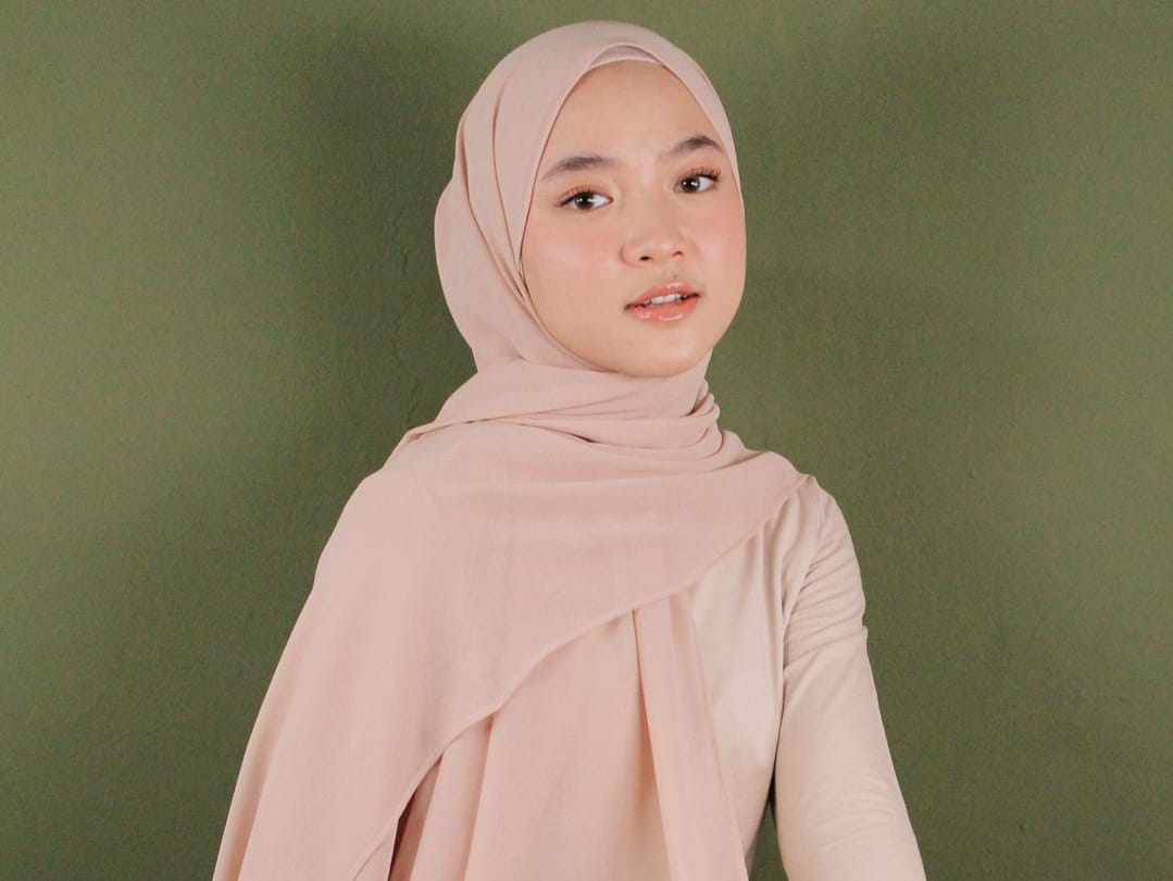 Lekuk Tubuh Nissa Sabyan Dinilai Terlalu Diumbar, Mendadak Kondisi Perut  Vokalis Sabyan Gambus Ini Kembali Jadi Omongan: Kaya Lagi Nunjukin - Page  all