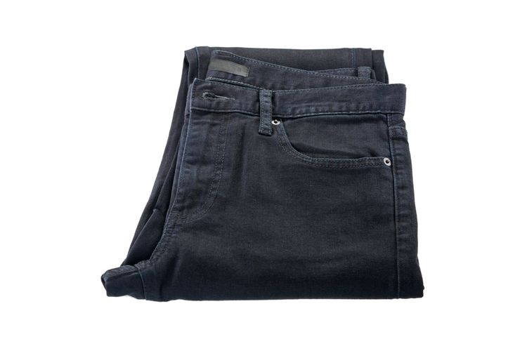Cara Mencuci Celana Jeans Hitam Agar Warnanya Tidak Luntur dan Pudar